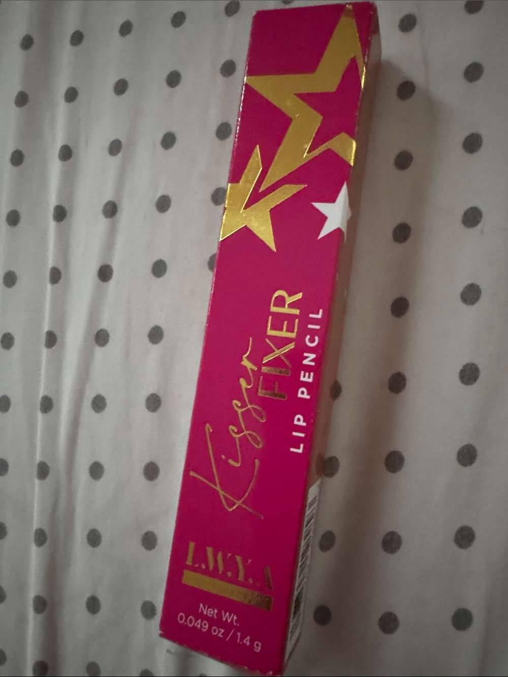 LWYA kisser fixer lip pencil in buff enough color